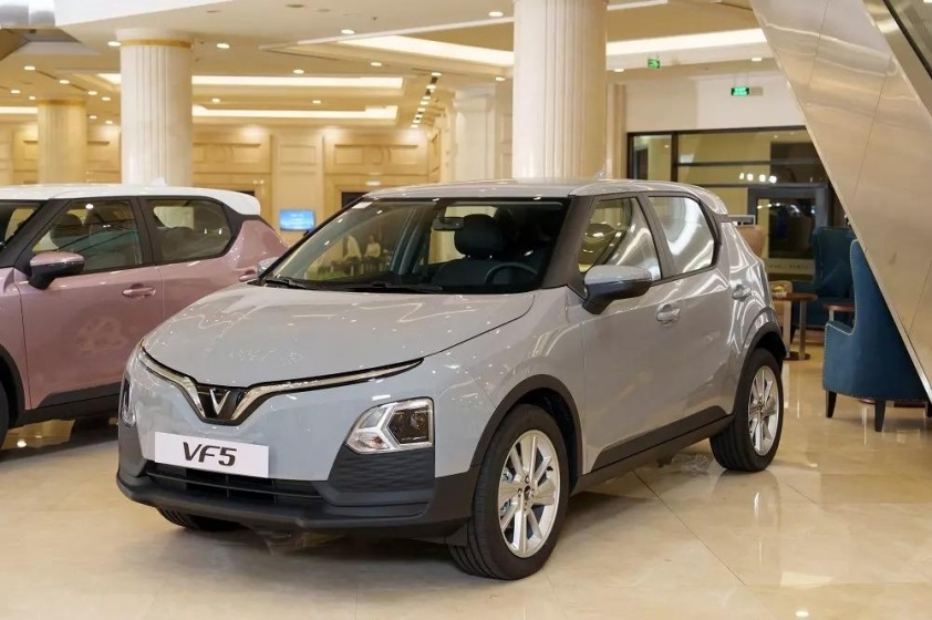 vinfast-vf5-mau-xam-nhat