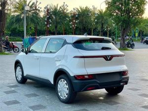 xe-vinfast-vf5-mau-trang-1